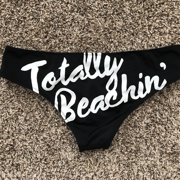 Victoria’s Secret swim bottoms -cheeky hipster size M - Picture 1 of 2